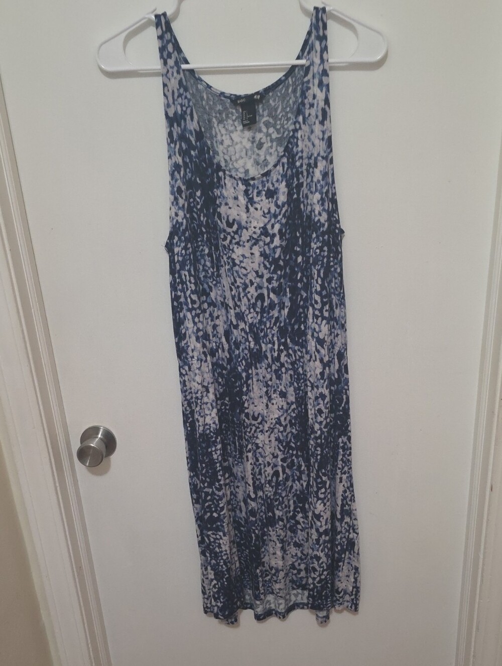 H&M Large Blue, Lavender and White Abstract Printed Sleeveless Maxi Dress